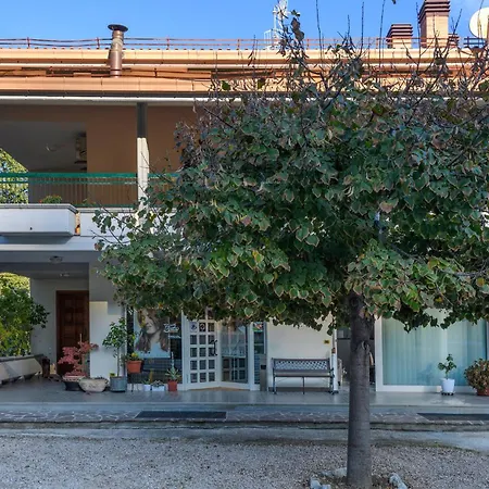 Διαμέρισμα In Petrignano Bivio With Kitchen